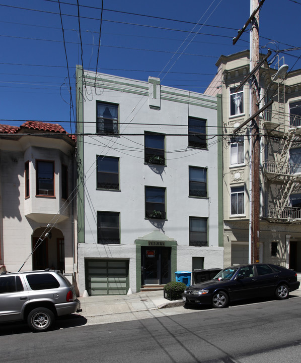 2133-2137 Larkin St in San Francisco, CA - Foto de edificio