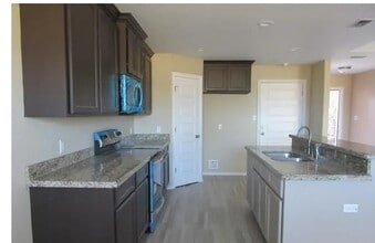 9020 Empress Ln in Harlingen, TX - Building Photo - Building Photo