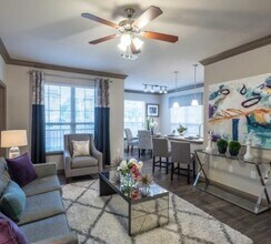 1498 Parkway Plaza Dr in Houston, TX - Foto de edificio - Building Photo