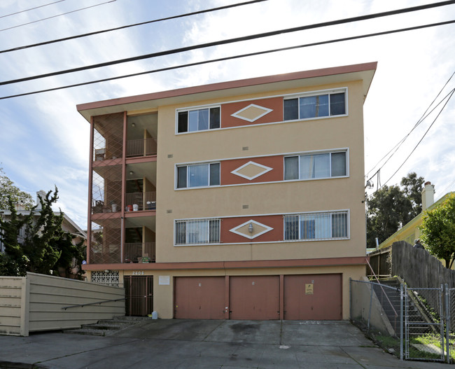 Palm View Apartments in Oakland, CA - Building Photo - Building Photo