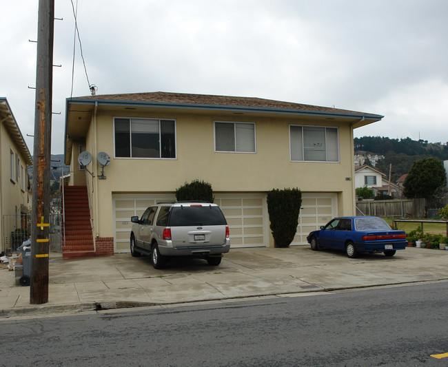 860 Miller Ave in South San Francisco, CA - Foto de edificio - Building Photo