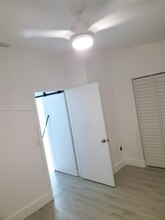 6886 NW 166th Terrace in Hialeah, FL - Building Photo - Building Photo