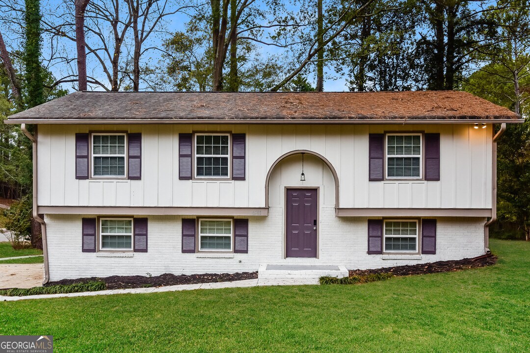 6501 Monica Dr in Morrow, GA - Building Photo