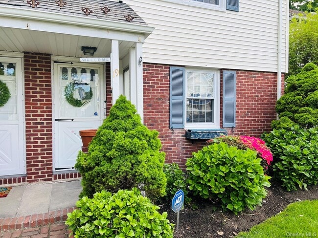 property at 19 Travers St