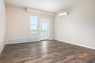 5th Ward Residences in La crosse, WI - Building Photo - Interior Photo