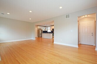 3552 Irving Ave S in Minneapolis, MN - Building Photo - Building Photo