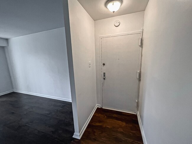 6141 Edsall Rd in Alexandria, VA - Building Photo - Building Photo