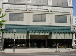 Atrium Lofts in Columbus, OH - Building Photo - Building Photo