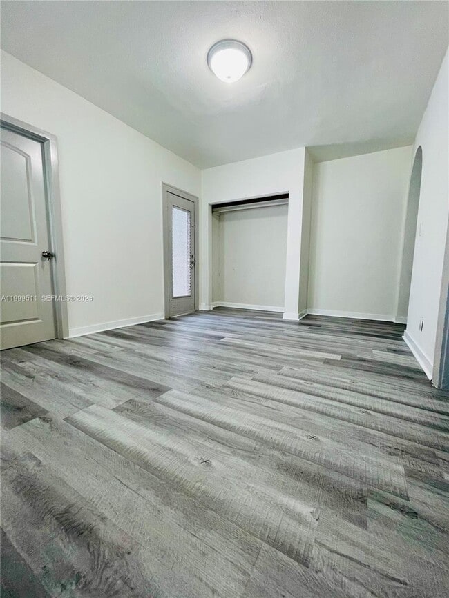 442 SW 10th Ave in Miami, FL - Building Photo - Building Photo