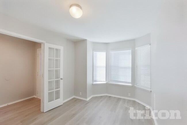 206 Bison Meadow Dr in Waxahachie, TX - Foto de edificio - Building Photo