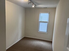 900 N Ashland Ave in Chicago, IL - Building Photo - Building Photo