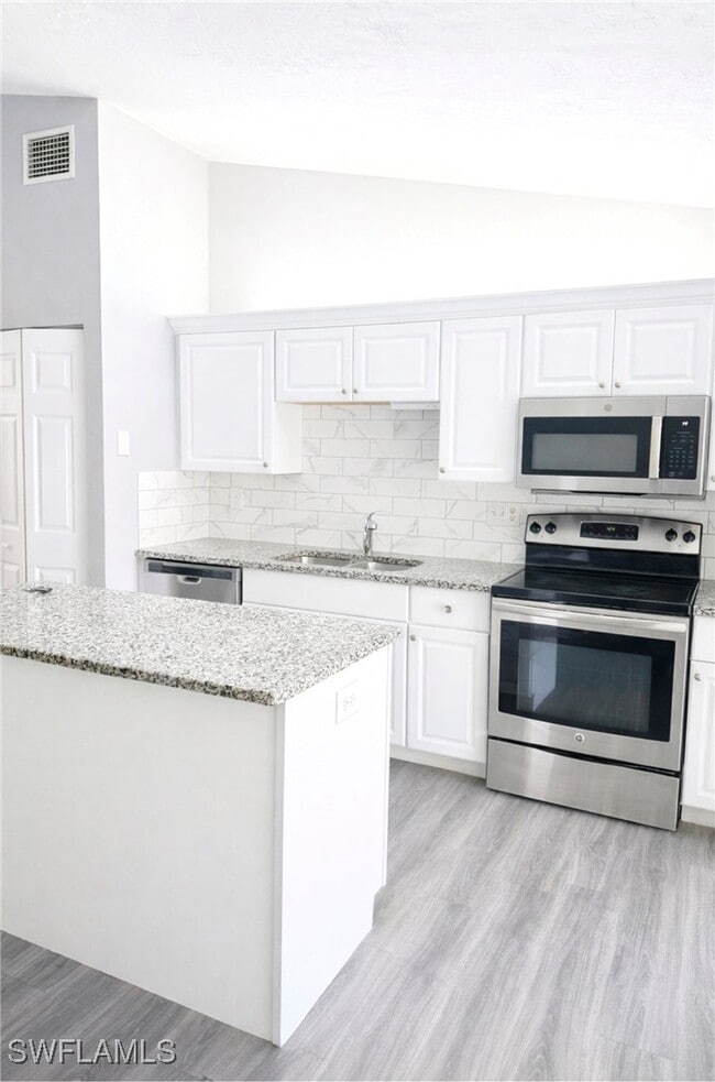 property at 5364 16th Pl SW