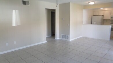 72577 Edgehill Dr, Unit ICV Condo in Palm Desert, CA - Building Photo - Building Photo