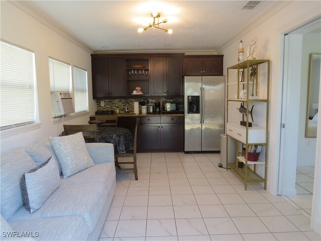 717 95th Ave N, Unit 3 in Naples, FL - Building Photo - Building Photo