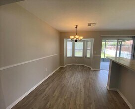5619 Tanagergrove Way in Lithia, FL - Building Photo - Building Photo