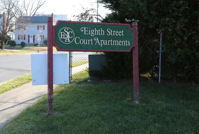 Eighth Street Court Apartments in Frederick, MD - Building Photo - Building Photo