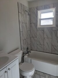 5317 Lee Ave, Unit B