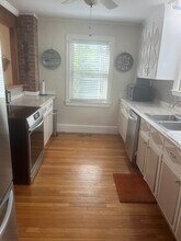 807 Benton St in Hillsborough, NC - Building Photo - Building Photo