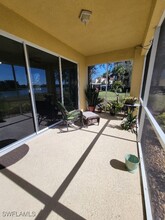 10710 Ravenna Way in Ft. Myers, FL - Foto de edificio - Building Photo