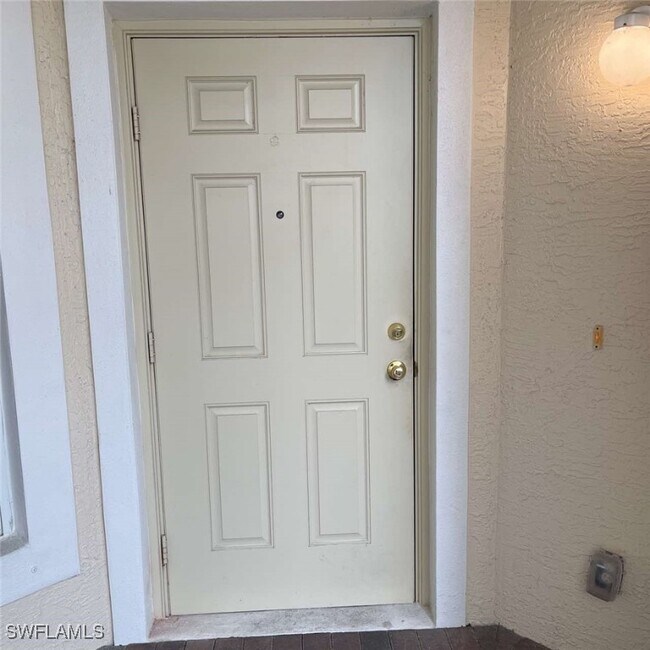 property at 1415 Tiffany Ln
