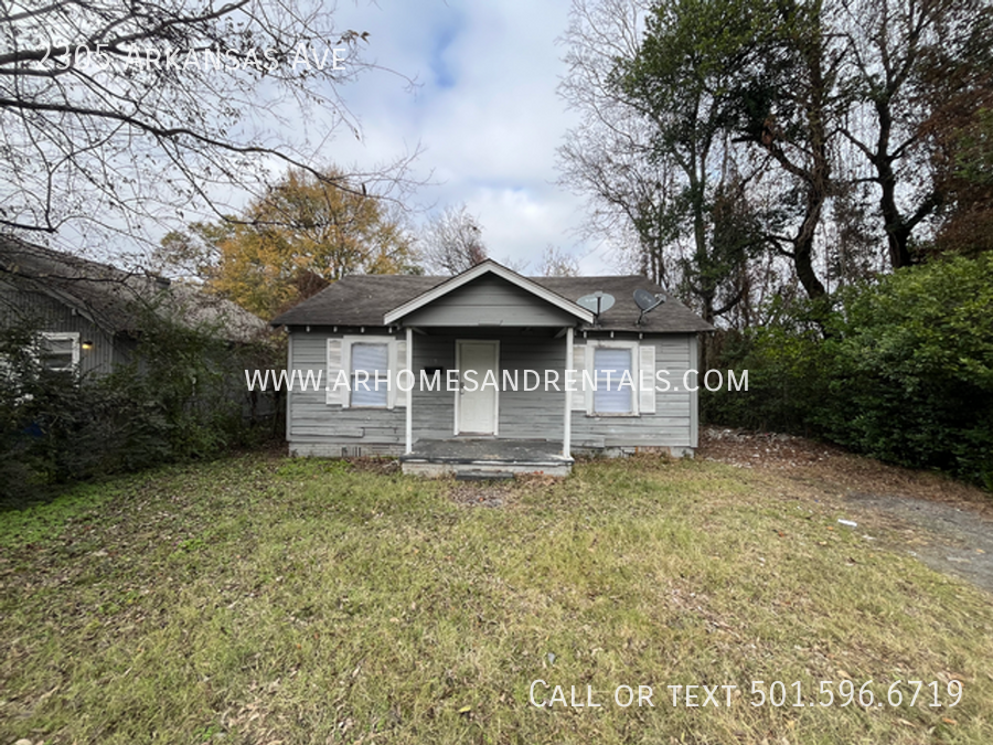 2305 Arkansas Ave in North Little Rock, AR - Building Photo