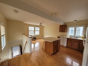 30 Winter St, Unit 5 in Topsham, ME - Building Photo - Building Photo