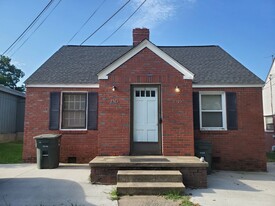 2513 Spring Garden St in Greensboro, NC - Building Photo