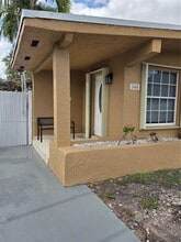 340 SW 78th Ave in Miami, FL - Building Photo - Building Photo