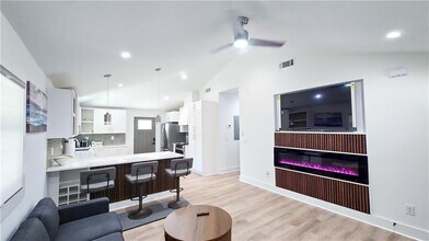 4014 Boulder Park Dr SW in Atlanta, GA - Building Photo - Building Photo