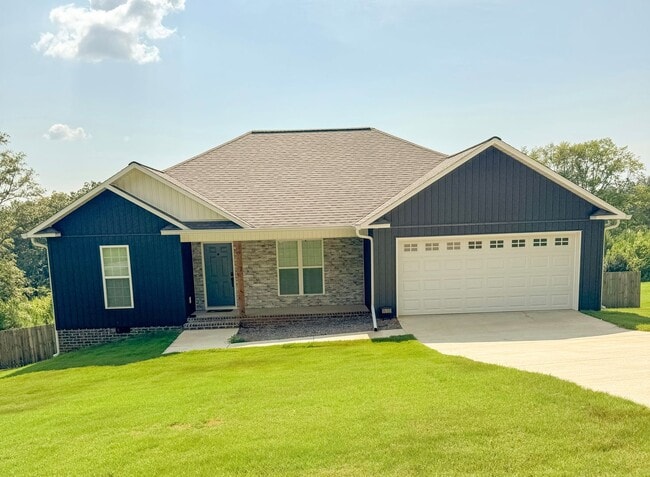 property at 1603 Fairway Dr SW