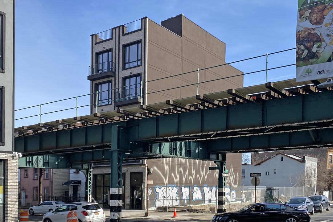 2746 Fulton St in Brooklyn, NY - Building Photo