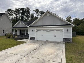 159 Cavalier Dr in Jacksonville, NC - Building Photo - Building Photo