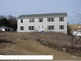 830 Walker St in Dickson City, PA - Building Photo