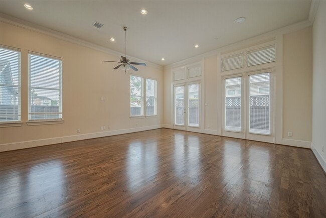 1035 E 28th St in Houston, TX - Foto de edificio - Building Photo