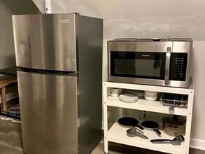 2033 Maple Ave in Cincinnati, OH - Building Photo - Building Photo