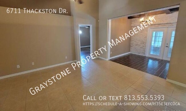 6711 Thackston Dr in Riverview, FL - Foto de edificio - Building Photo