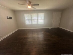 116 Hunter Cir in Fayetteville, NC - Building Photo - Building Photo