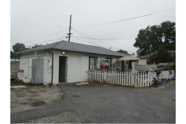 122 W H St in Ontario, CA - Building Photo - Building Photo