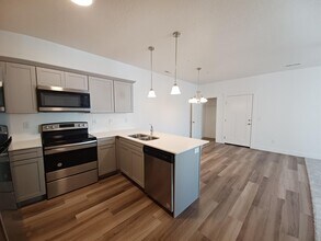 1984 3410 N in Lehi, UT - Building Photo - Building Photo