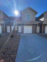 2802 W Mockingbird Ln in Rogers, AR - Building Photo