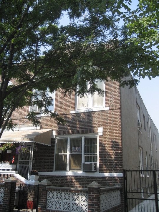 614 E 2nd St in Brooklyn, NY - Building Photo