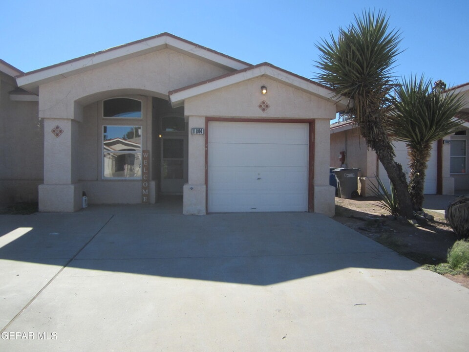 11804 Kings Arms Ct in El Paso, TX - Building Photo