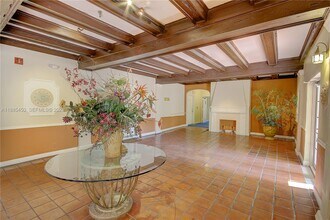 1200 Euclid Ave in Miami Beach, FL - Building Photo - Building Photo