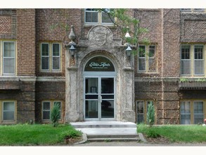 Ellis and Louise Apartments in Minneapolis, MN - Building Photo - Building Photo