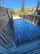 1299 Laurier Ave in Milton, ON - Building Photo - Building Photo