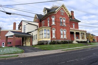 71 Main St in Binghamton, NY - Foto de edificio - Building Photo