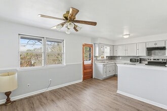 509 Grandview Ave in Camp Hill, PA - Building Photo - Building Photo