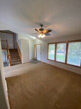 6821 N Cambridge Ln in Spokane, WA - Building Photo - Building Photo