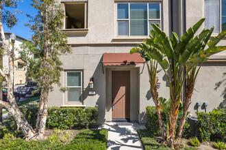 The Willow in Irvine, CA - Building Photo - Building Photo