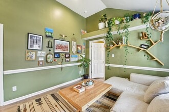 162 N Smallwood Pl in Charlotte, NC - Foto de edificio - Building Photo